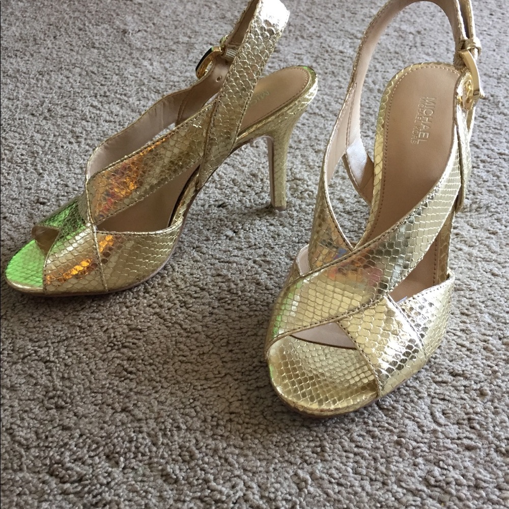Heels!